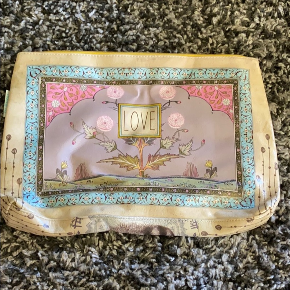 Medium size Papaya pouch